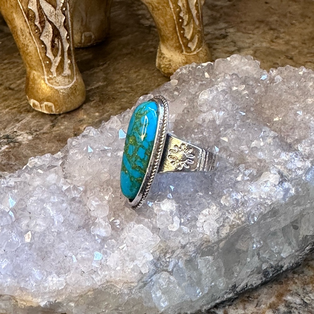Silver Turquoise Teardrop Ring - Picture 3 of 8